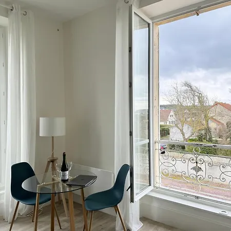 Sunny On D-day With Parking *