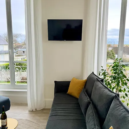 Waterfront At Gold Beach, Sea View, Private Parking Saint-Côme-de-Fresné