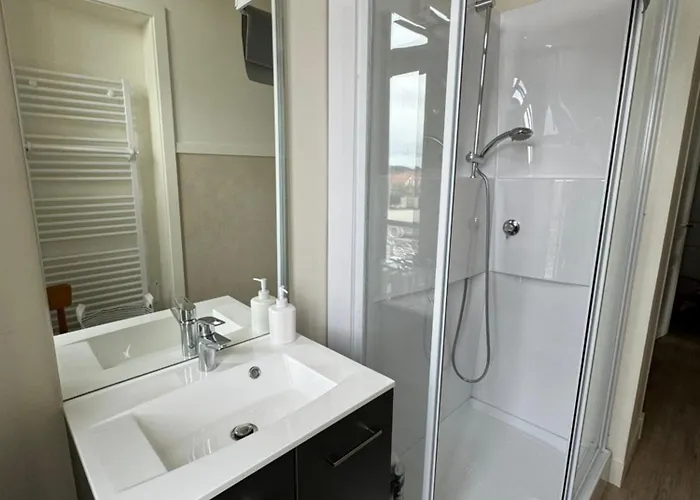 Apartmán Sunny On D-day With Parking Saint-Côme-de-Fresné