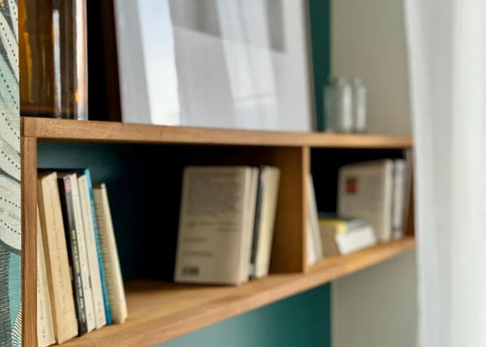 Sunny On D-day With Parking Saint-Côme-de-Fresné